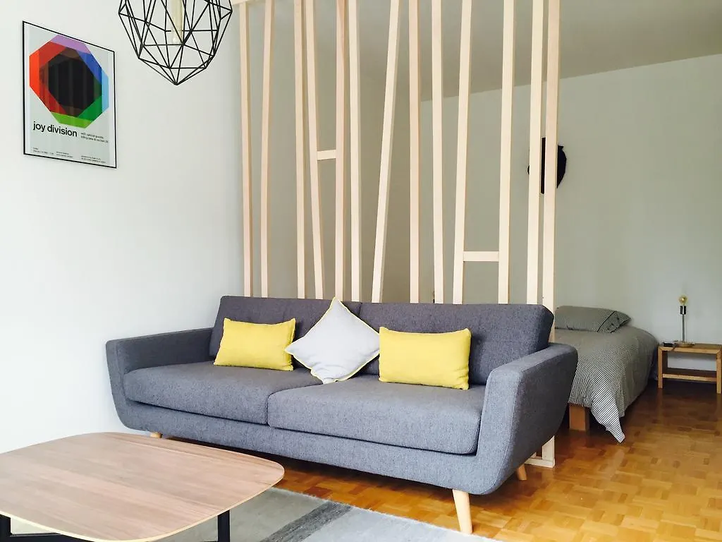 Studio Champel location